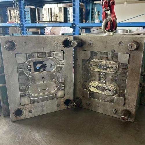 Electroforming mold core